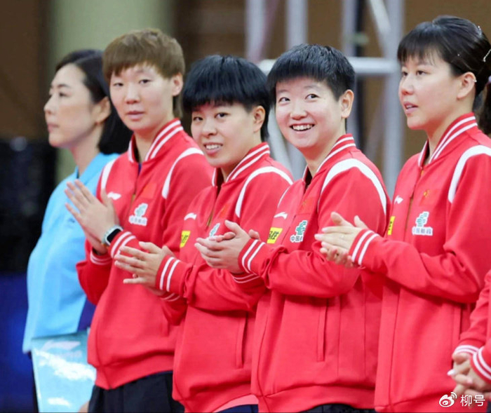 中国女乒强势晋级八强 覃予萱掀翻早田希娜