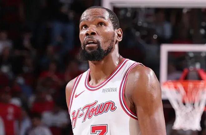 火箭客场掀翻76人创历史纪录 8连胜锁定全联盟通