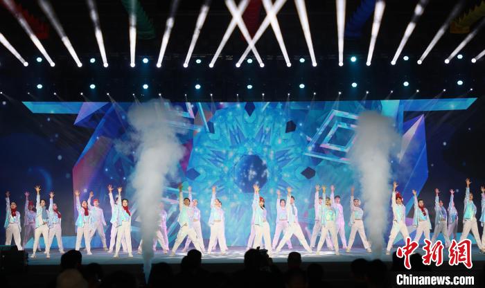 陕西青少年筑梦冰雪，体育＋拓展运动内涵，推